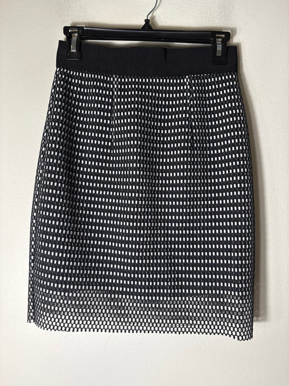 Milly Black White Mesh Knee Length Pencil Skirt Sz 4